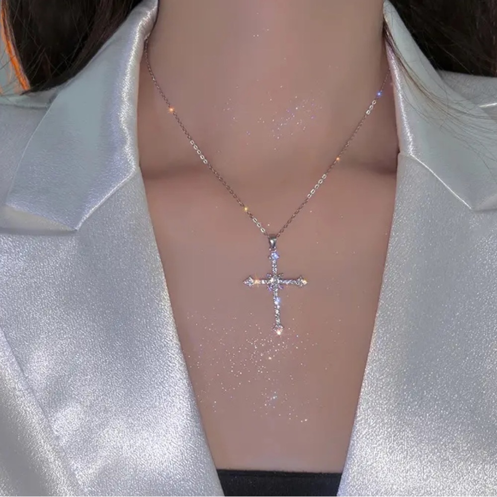 Elegant necklace Sparkly necklace Diamond Cross Pendant Silver 925 Necklace - Picture 3 of 5
